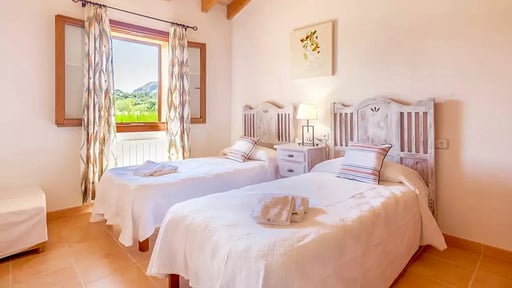 Villa Guillona Bedroom 4