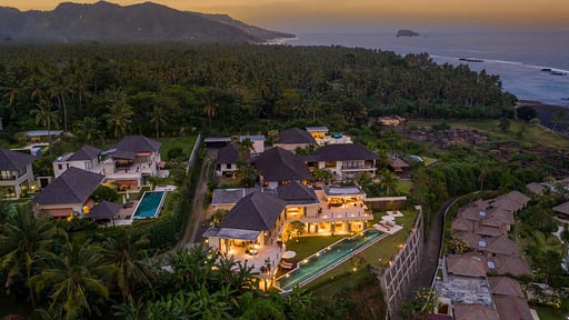 Villa Gumamela Drone foto's
