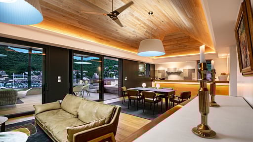 Villa Gustavia Lights Dining area