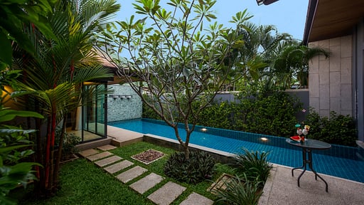 Villa Hahana Swimming pool