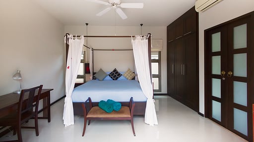 Villa Haimona Schlafzimmer 1