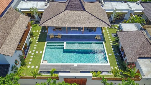 Villa Hana Seminyak Swimming pool