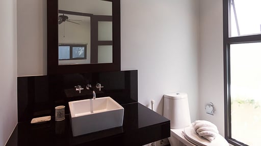 Villa Hanga Bedroom 2