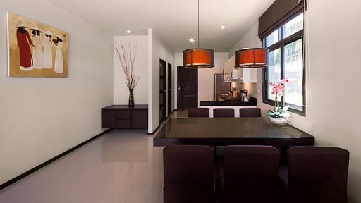 Villa Hanga Dining area