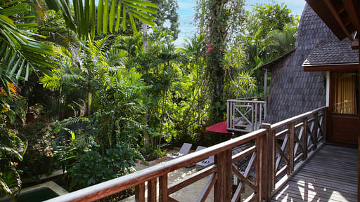 Villa Hangat Andere
