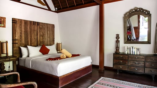 Villa Hangat Schlafzimmer 1