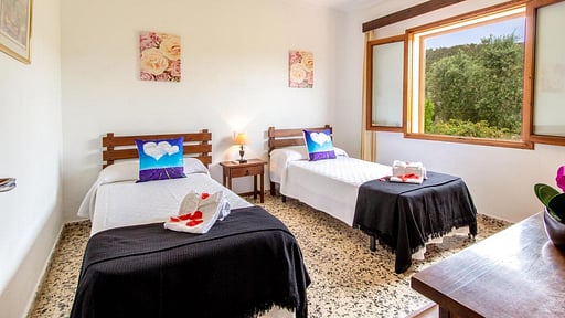 Villa Harbor Blue Bedroom 2