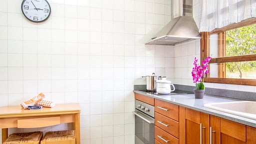 Villa Harbor Blue Kitchen