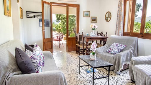 Villa Harbor Blue Living room