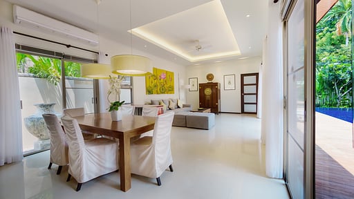 Villa Hatiti Essecke