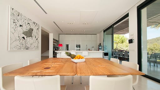 Villa Heidi Dining area