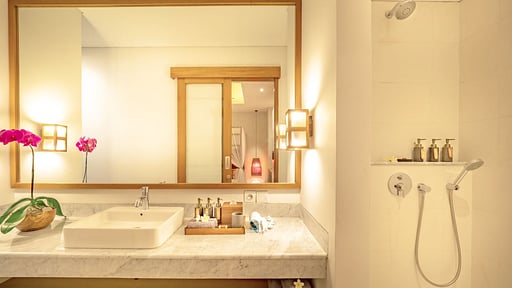 Villa Heliconia Bumbak Bedroom 1