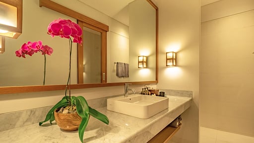 Villa Heliconia Bumbak Bedroom 1