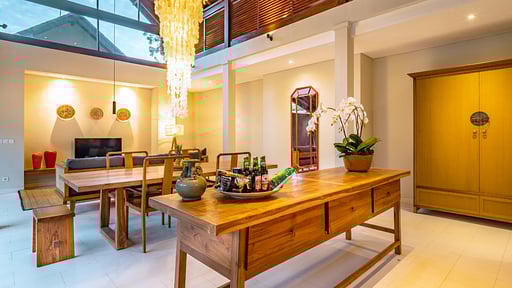 Villa Heliconia Bumbak Others