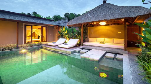 Villa Heliconia Bumbak Swimming pool