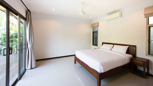 Villa Heni Bedroom 3