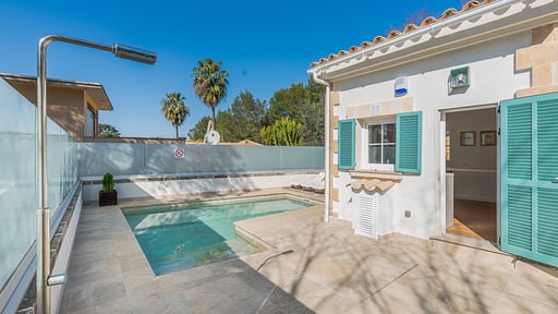 Villa Herdain Swimming pool