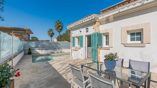 Villa Herdain Terrace/Veranda