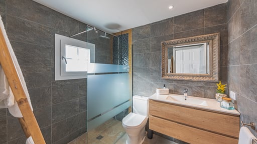 Villa Herdain Bedroom 1