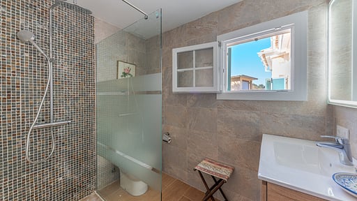 Villa Herdain Bedroom 1