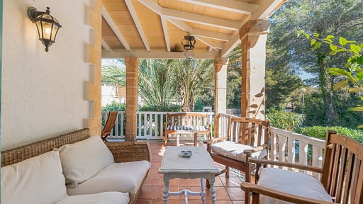 Villa Herdain Terrace/Veranda