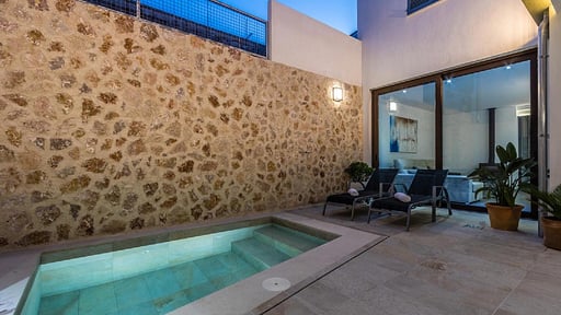 Villa Hessian Swimming pool