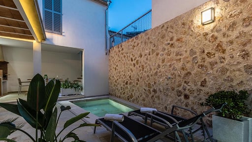 Villa Hessian Swimming pool