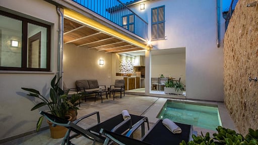 Villa Hessian Swimming pool