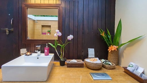 Villa Hibiscus Marari Bedroom 1