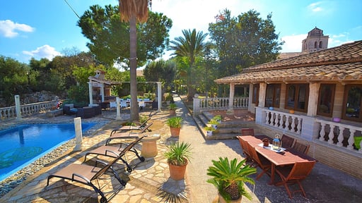 Villa Can Bisbe Schwimmbad