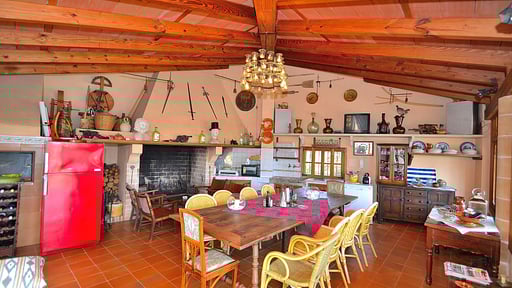 Villa Can Bisbe Essecke