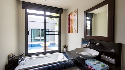 Villa Hihiria Bedroom 2