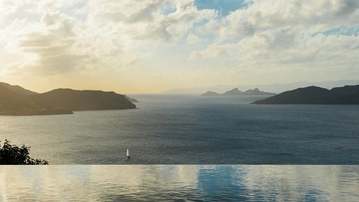 Villa Hill House Swimming pool