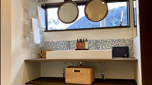 Himecho@Yasushi Bedroom 1