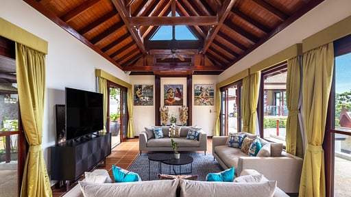 Villa Horizon Phuket Living room 2