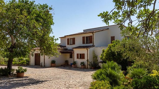 Villa Hostalet Parking