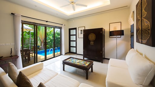 Villa Ikaroa Living room