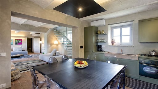 Villa Il Barattino Dining area 1