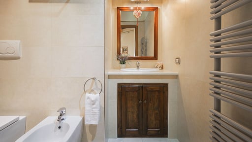 Villa Il Nido Bedroom 1