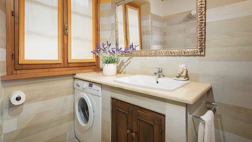 Villa Il Nido Bedroom 2