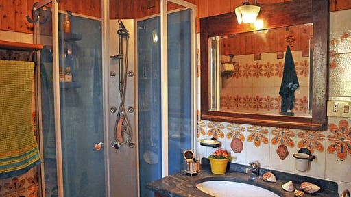 Villa Il Pettirosso Bedroom 1