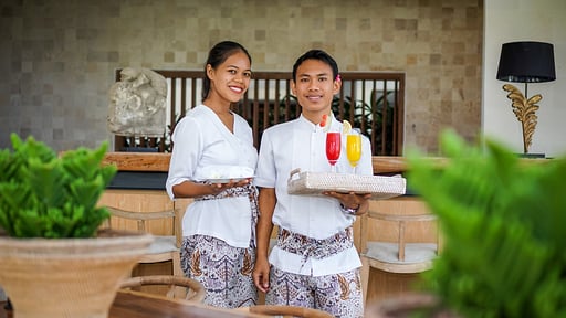 Villa Iluh Villa staff