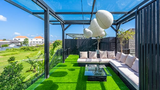 Villa Imagine Berawa Rooftop lounge