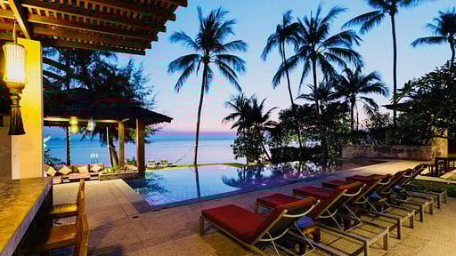 Villa Inasia Schwimmbad 1