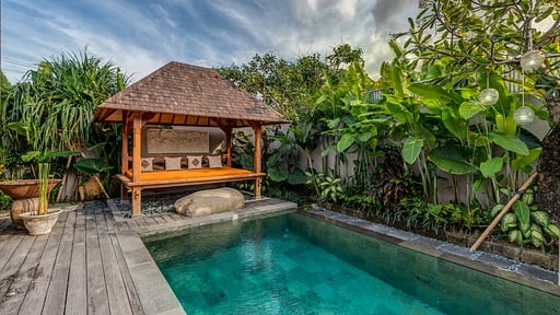 Villa Indah Aramanis Swimming pool