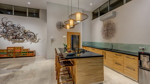 Villa Indah Aramanis Kitchen