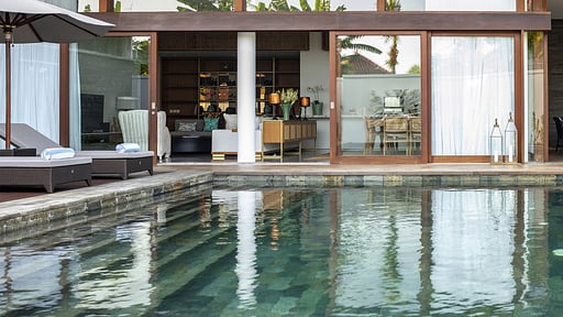 Villa Indrani Piscina