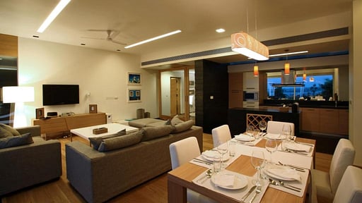 Infiniti Bay Villa Living room