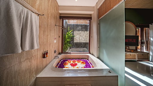 Ini Vie Villa Two Bedroom 2