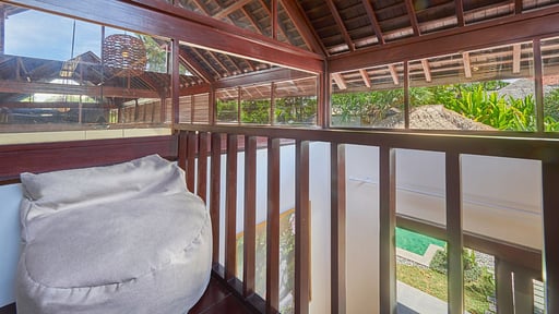 Villa Iris Bumbak Bedroom 2